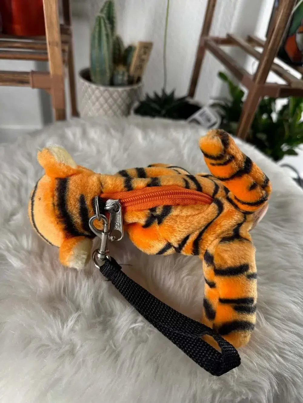 Disney Tigger Plush Change Purse Wristlet